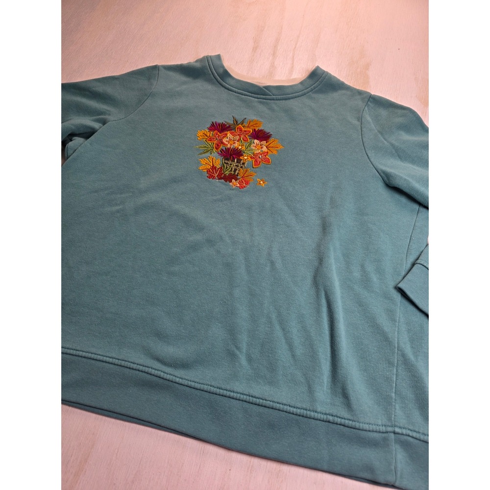 Vintage Style Teal Floral Embroidered Sweatshirt Autumn Cottagecore Grannycore
